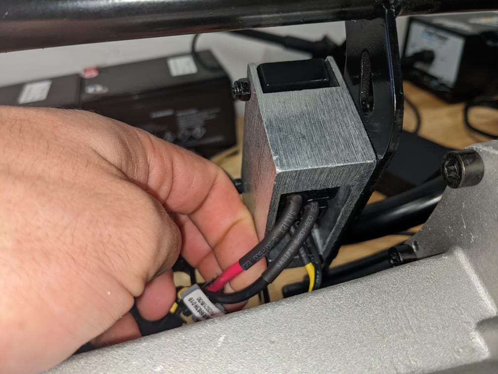 Go Go sport power connector